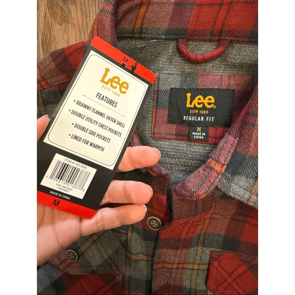 Lee Cabernet Plaid Flannel Lined Thermal Button Up Shirt Jacket Size Medium NWT - Picture 3 of 4